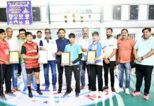 कर्नाटक पर एकतरफा जीत से उत्तर प्रदेश क्वार्टर फाइनल में