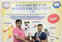 बेंगलुरु में रजत विजेता अल्ट्रा रनर एथलीट मनोहर निषाद का हुआ सम्मान