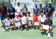 आशी और अभ्युदय ने किया शानदार प्रदर्शन, जीते खिताब