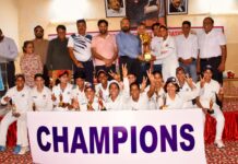 डॉ. सिंहानिया स्टेट वुमेन क्रिकेट में कानपुर रेड के नाम रही स्पार्क ट्रॉफी, फाइनल में लखनऊ को हराया