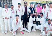 लक्ष्मण सिंह क्लब बना अंडर-14 त्रिकोणीय क्रिकेट प्रतियोगिता का चैंपियन