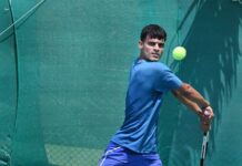 अमित और उपनिषद भारद्वाज उलटफेर भरी जीत के साथ क्वार्टर फाइनल में