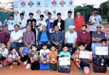 फाइनल में उलटफेर, एकल में वंश बिष्ट और युगल में नंदल-मयंक बने चैंपियन