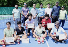 लामार्टिनियर लॉन टेनिस फैसिलिटी के अनुरुद्ध कुमार ने जीते दोहरे खिताब
