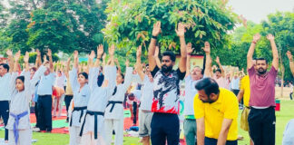 योग और खेल का संगम, खिलाड़ियों को विधायक ओ. पी. श्रीवास्तव ने किया प्रेरित