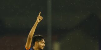 करन-उपेंद्र के अर्धशतक, कार्तिक की गेंदबाजी, काशी रुद्रास ने मेरठ को 56 रन से हराया